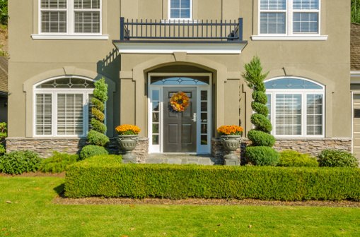 Beautifully landscaped house entrance