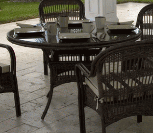 choosing garden furniture