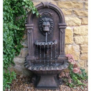 outdoor water fountains 