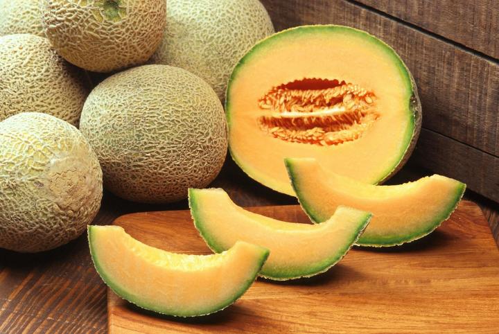 muskmelons-387466_1280_full_width.jpg