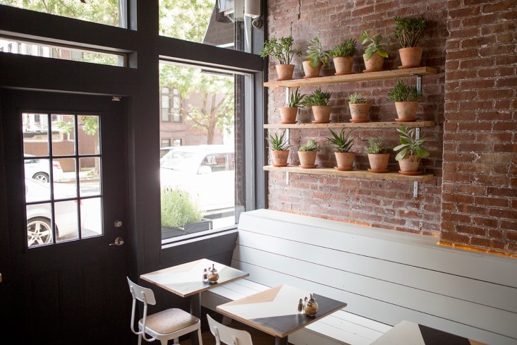 Brunswick-cafe-Bed-Stuy-Brooklyn13-Gardenista