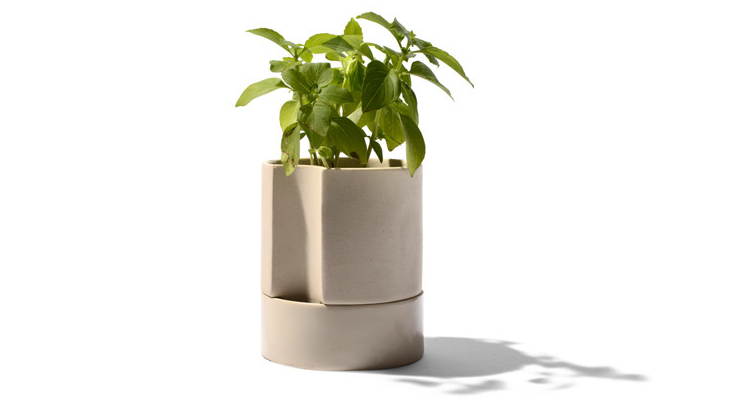 self-watering-ceramic-planter-gardenista