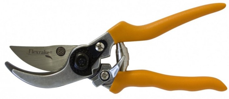 aluminum-by-ass-pruners-gardenista-445x1024