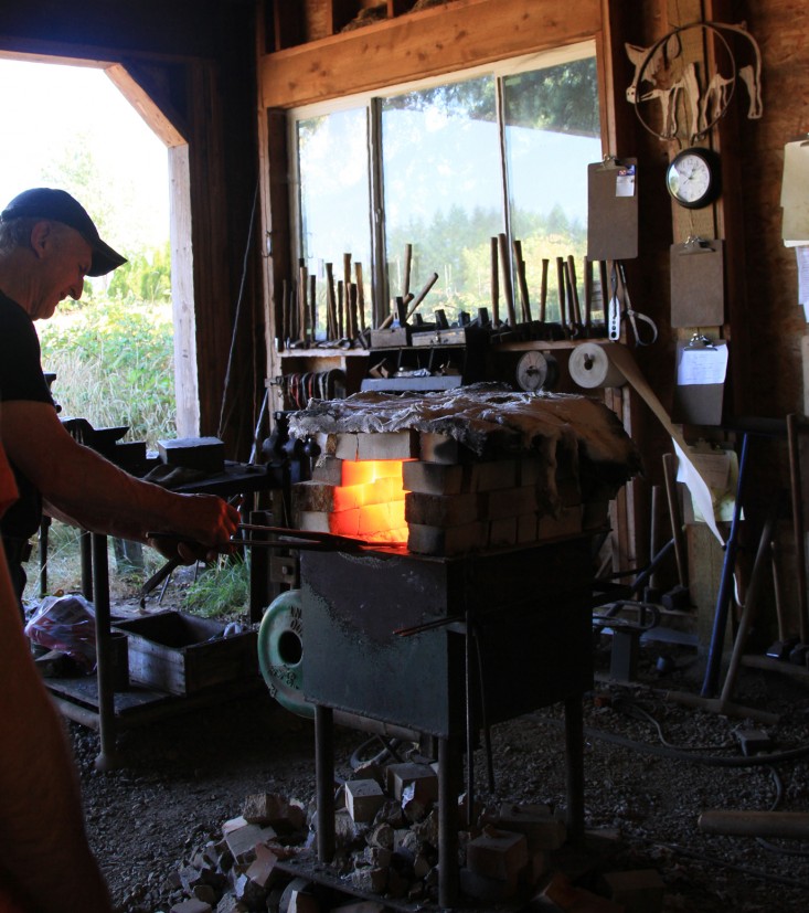 bob firing tool red pig garden tool_erin boyle_gardenista