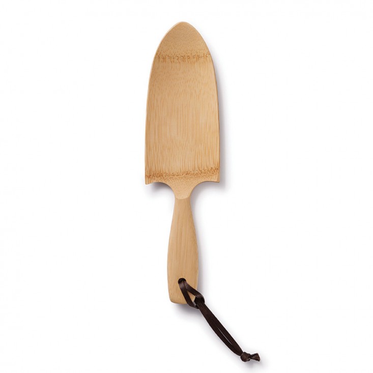 bamboo-trowel-gardenista