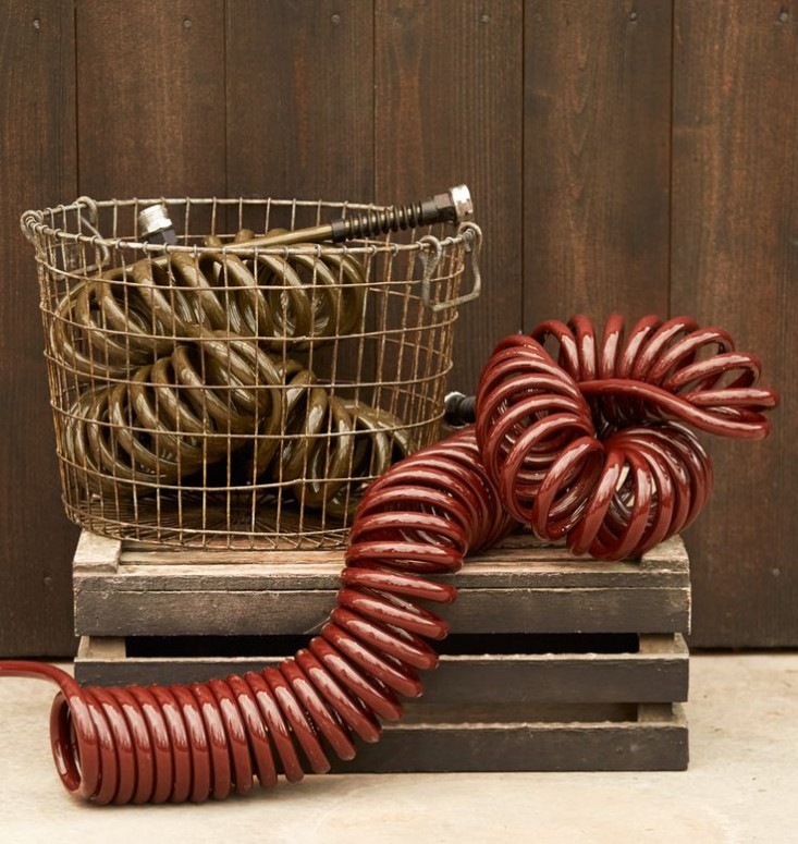 retractable-coiled-garden-hoses-gardenista