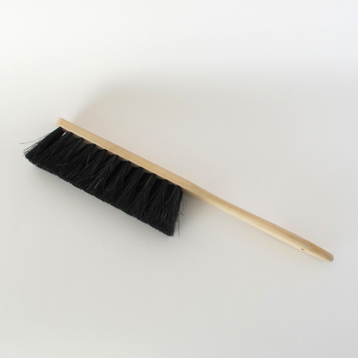 bench broom-1-hantverk-garden-objects-gardenista
