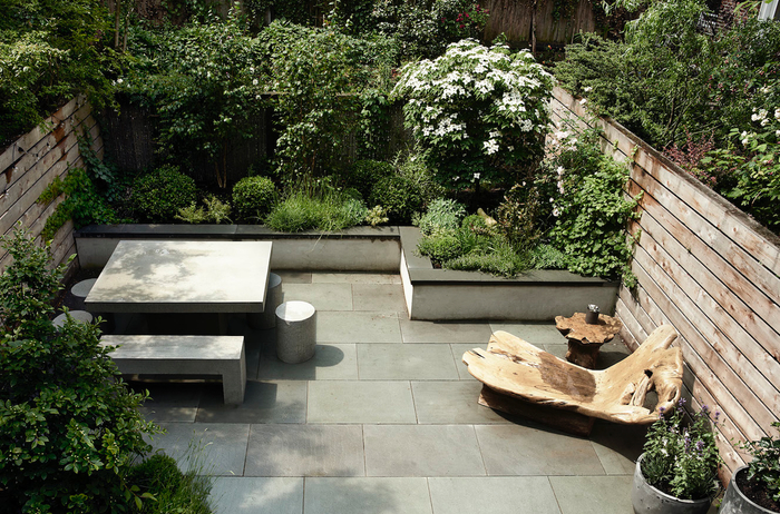 hero-brooklyn-townhouse-garden-gardenista