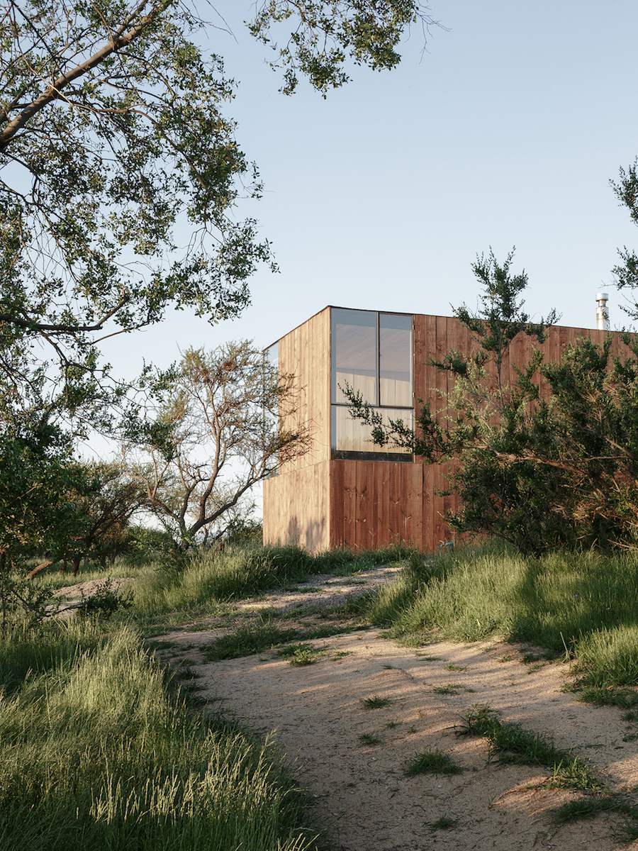 Wood Weekend House in Chile | Gardenista