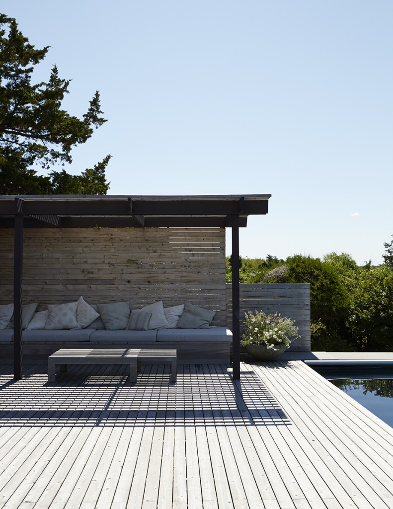 Shelter_Island_Ochre_Canvas_Home_garden_gardenista_Pool_seating