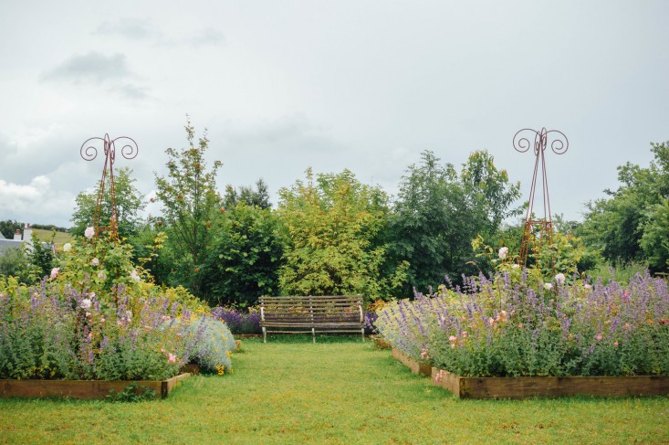 edinburgh-scotland-secret-herb-garden-jen-chillingsworth-gardenista-9