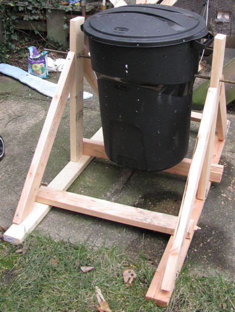 DIY compost bins-5