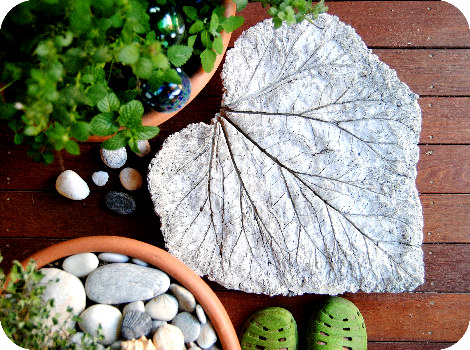Leaf stepping stones