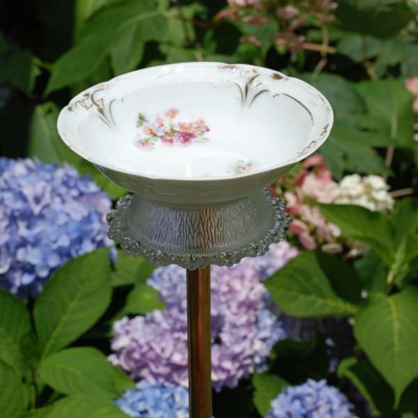 DIY bird bath ideas