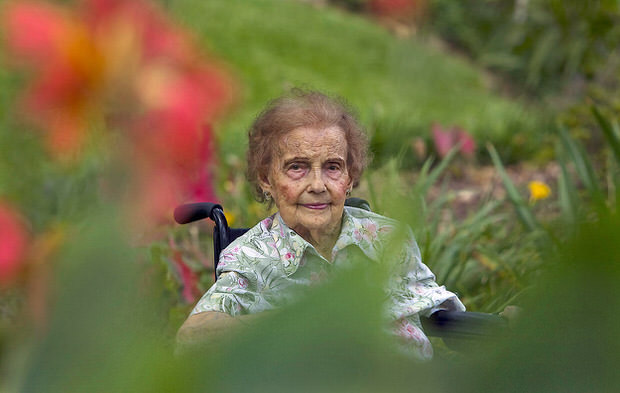 Healing gardens 105 year-old with her garden