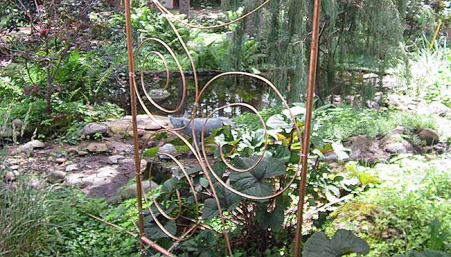 1-copper-trellis-in-garden-upper-midwest